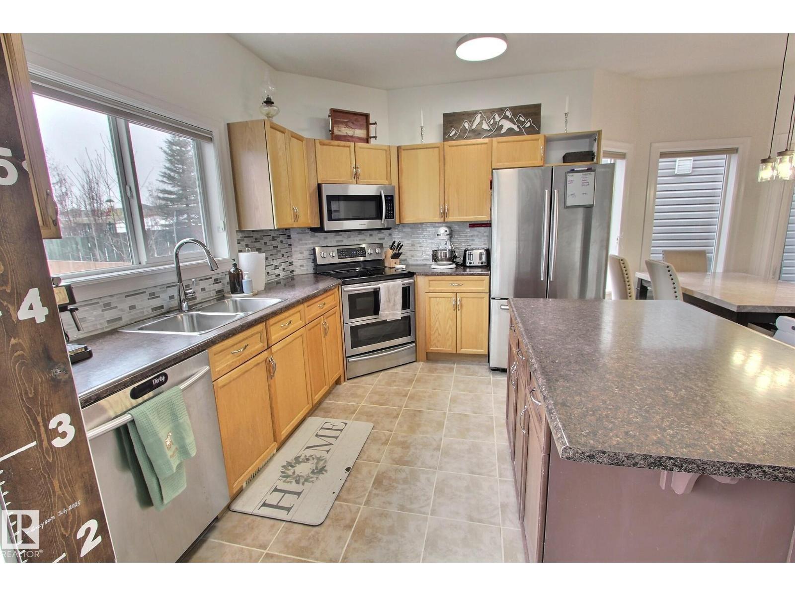 38 Vernon St, Spruce Grove, Alberta  T7X 0B6 - Photo 6 - E4482226