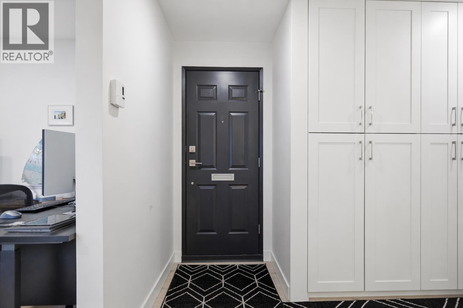 1326 W 7th Avenue, Vancouver, British Columbia  V6H 3W5 - Photo 2 - R3110922