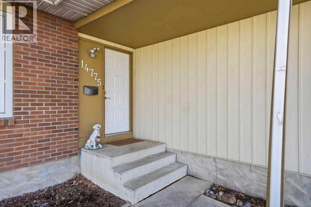 14775 Deer Ridge Drive SE, Calgary, Alberta  T2J 6A9 - Photo 4 - A2301857
