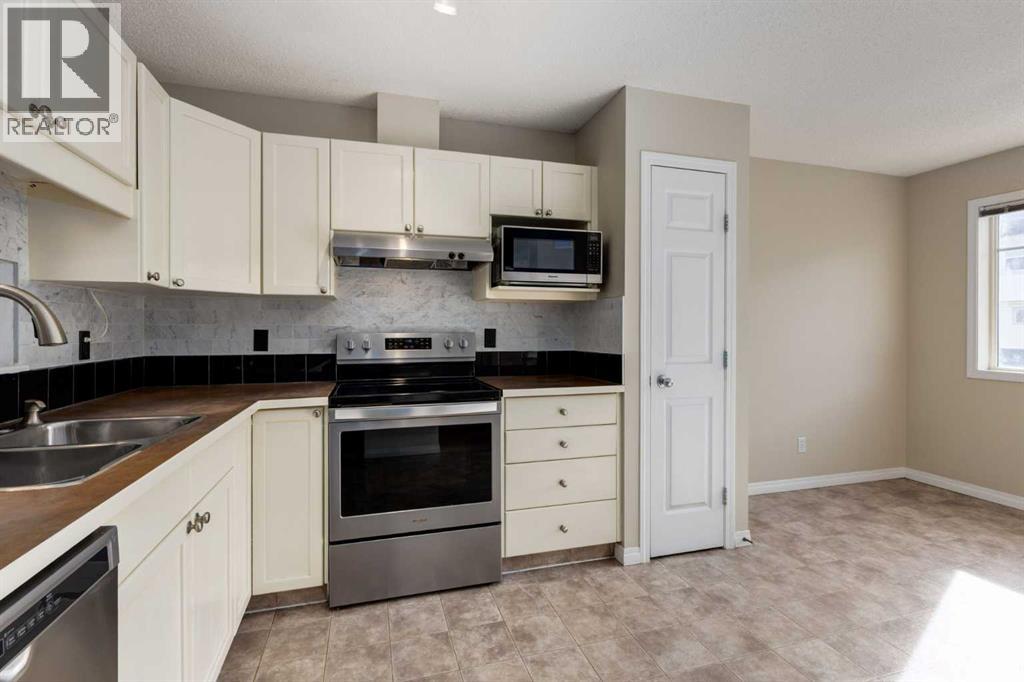 79 Copperfield Court SE, Calgary, Alberta  T2Z 4Z3 - Photo 9 - A2291671