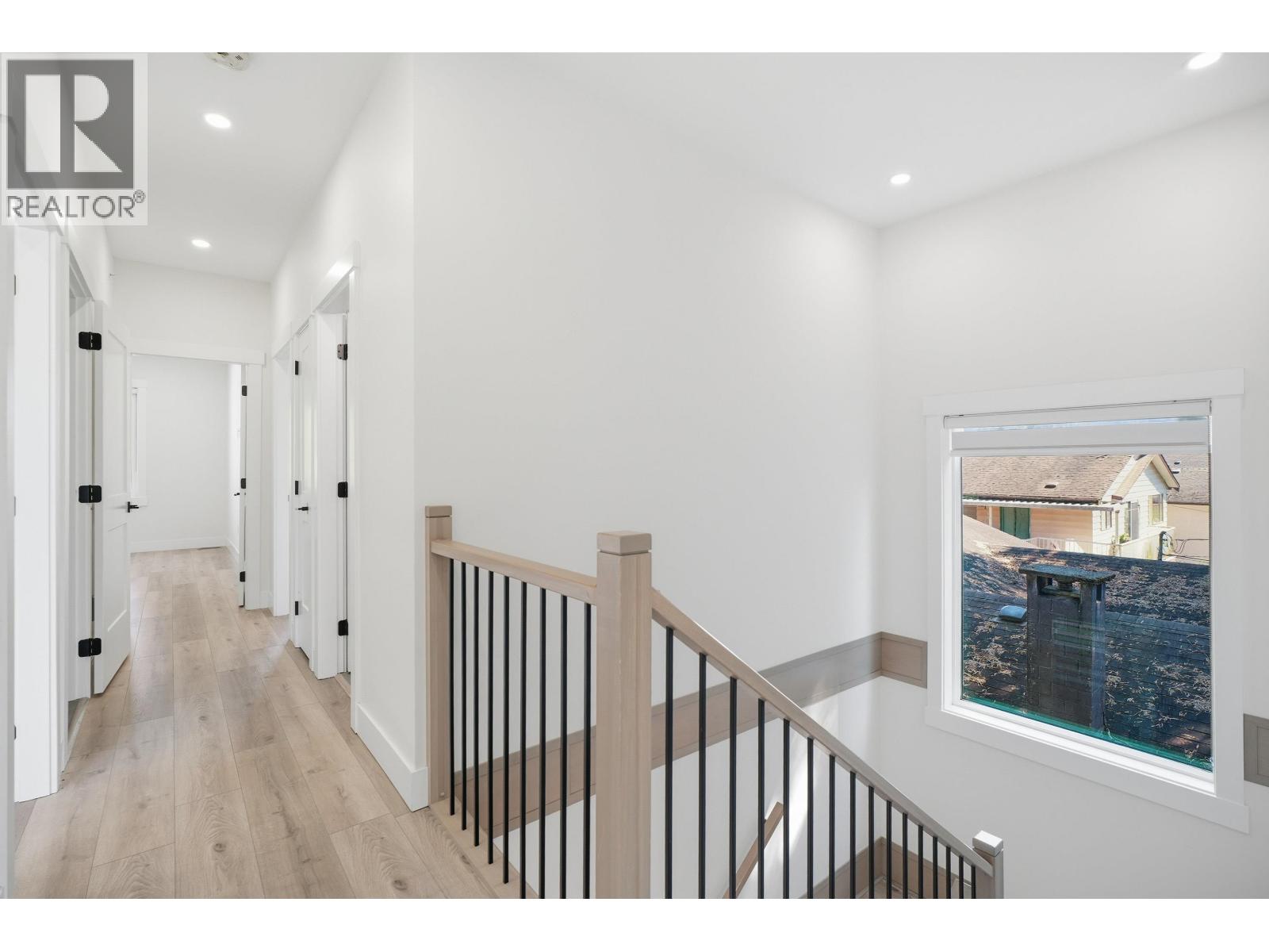 3858 Coast Meridian Road, Port Coquitlam, British Columbia  V3B 2V1 - Photo 10 - R3118610