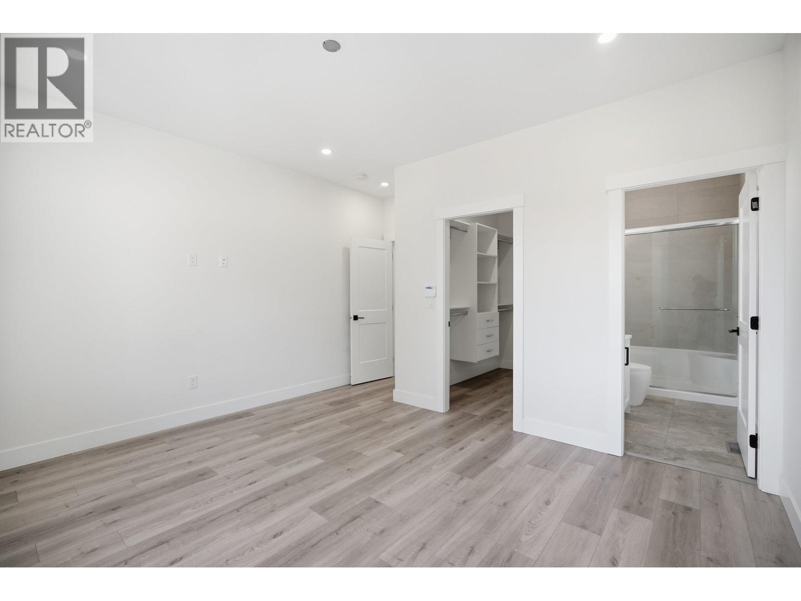 3858 Coast Meridian Road, Port Coquitlam, British Columbia  V3B 2V1 - Photo 12 - R3118610
