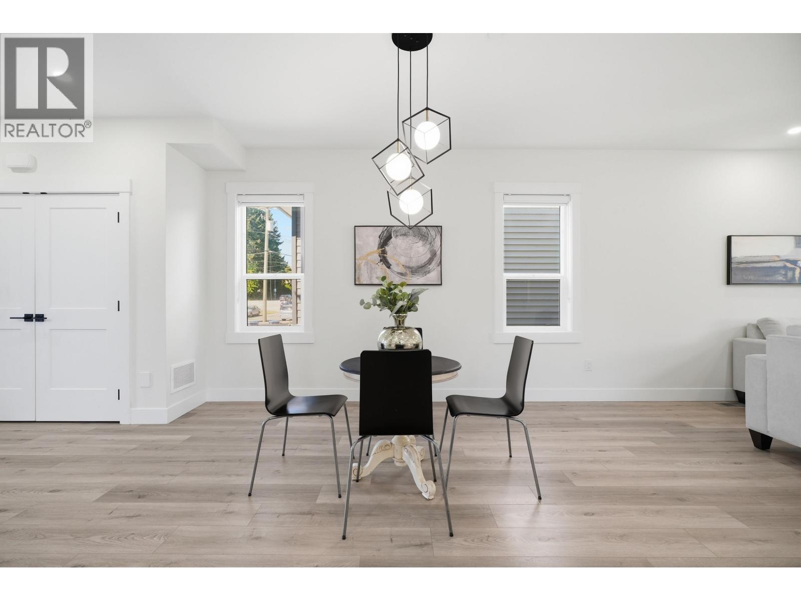 3858 Coast Meridian Road, Port Coquitlam, British Columbia  V3B 2V1 - Photo 8 - R3118610