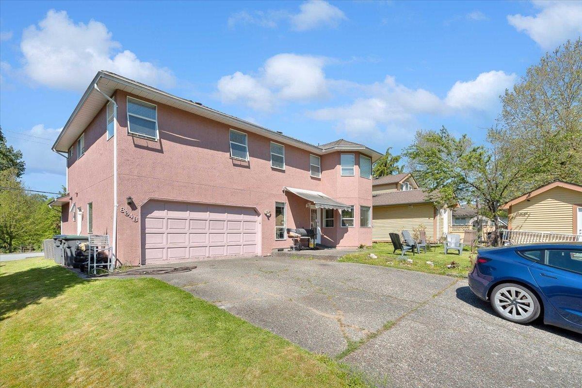 8648 140 Street, Surrey, British Columbia  V3W 5L3 - Photo 2 - R3118550