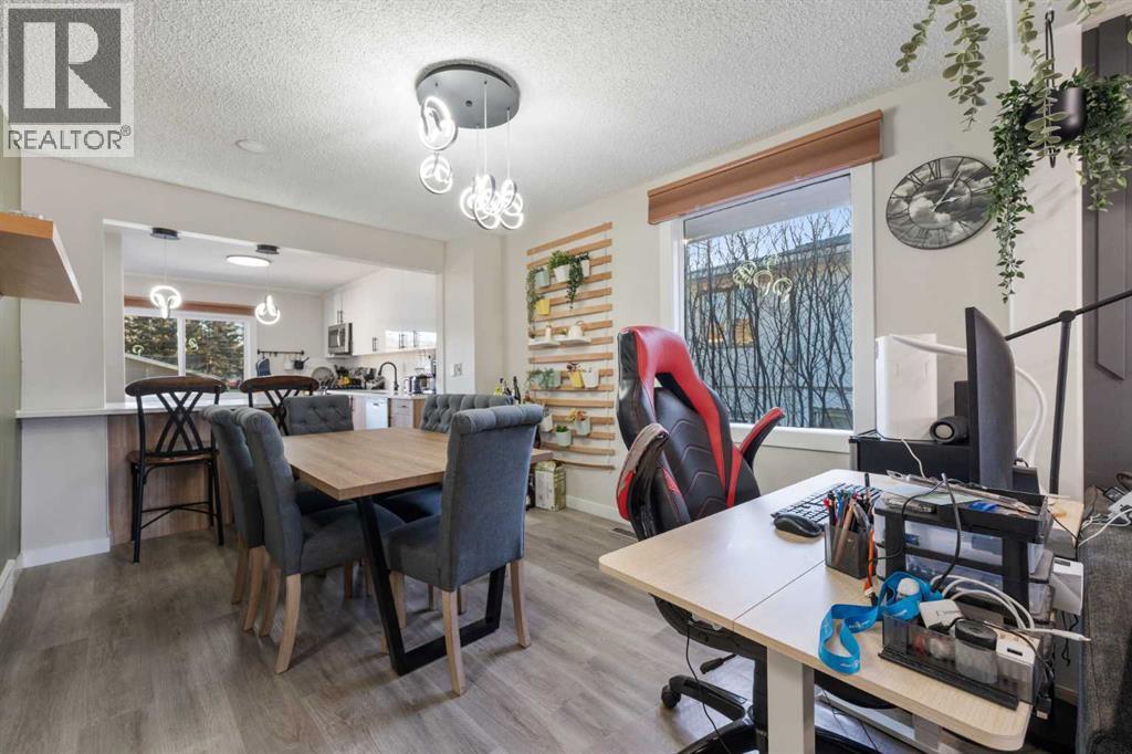 4608 70 Street Nw, Calgary, Alberta  T3B 2K6 - Photo 15 - A2282262