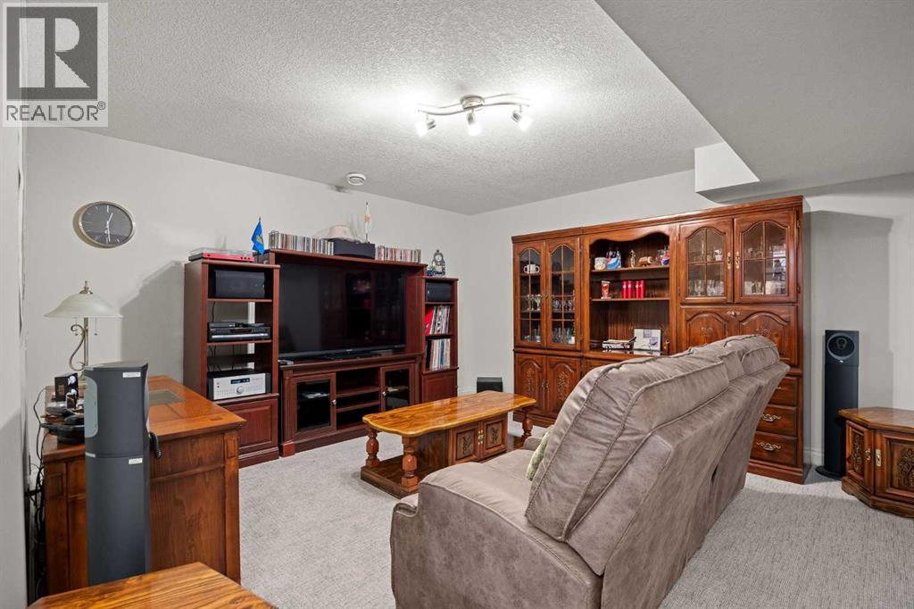 24, 100 Signature Way SW, Calgary, Alberta  T3H 2W6 - Photo 39 - A2292586