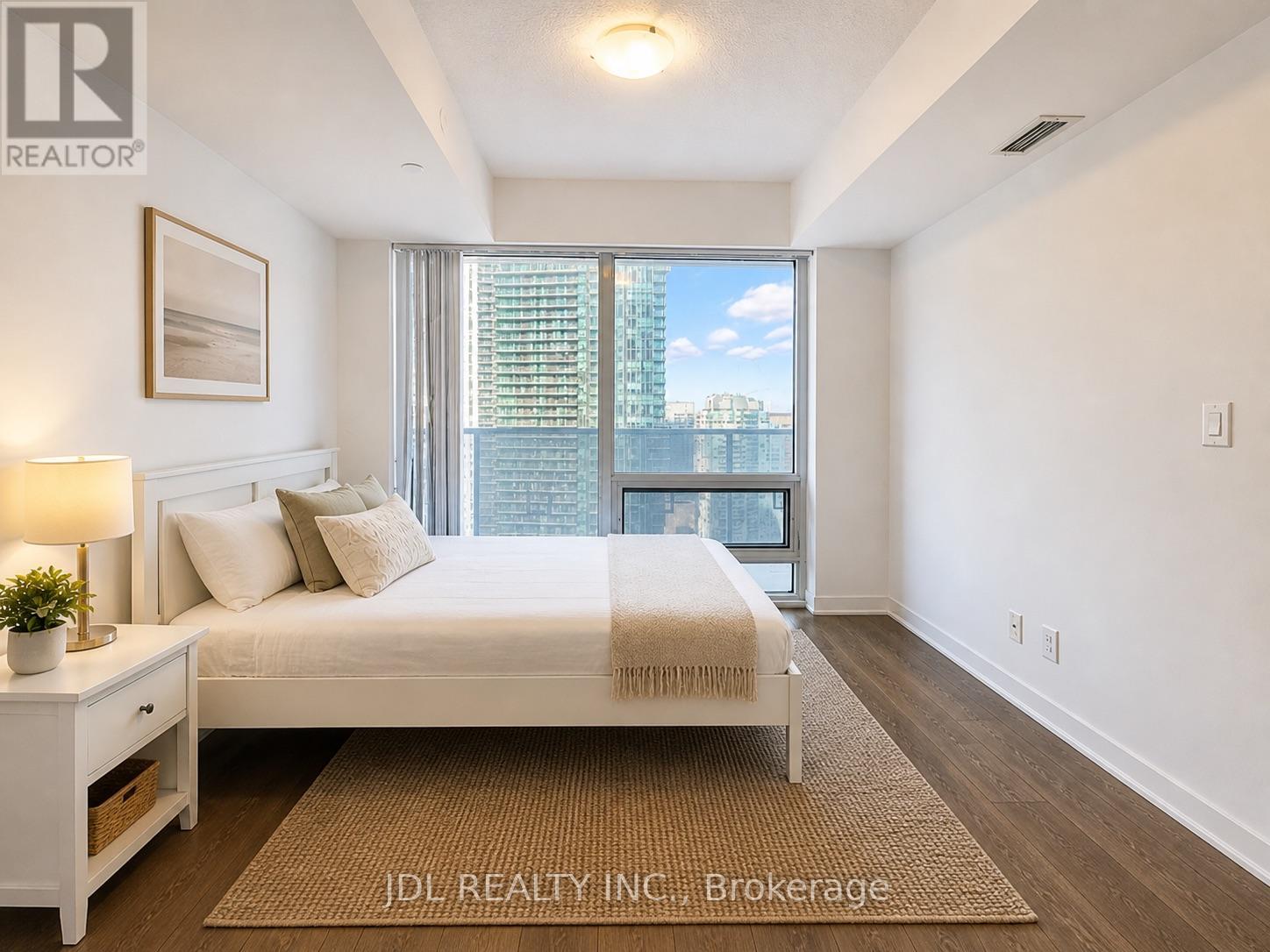 3305 - 88 Harbour Street, Toronto, Ontario  M5J 0C3 - Photo 3 - C13065544