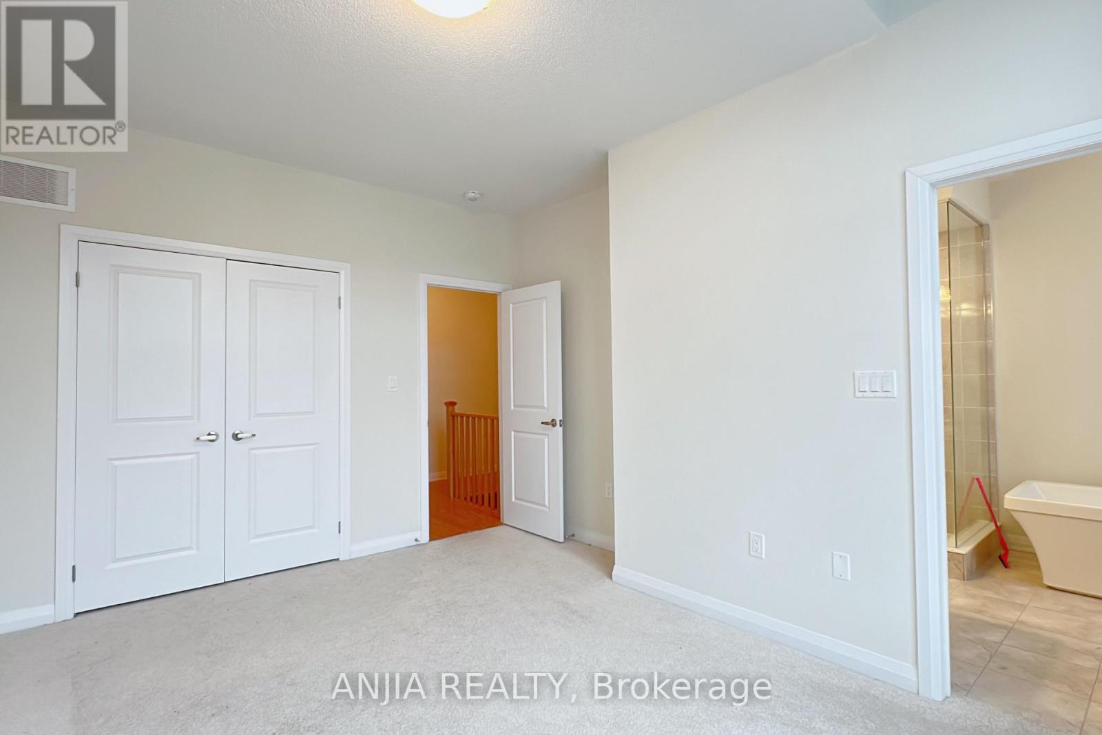 33 Millman Lane, Richmond Hill, Ontario  L4S 1N7 - Photo 8 - N12760370