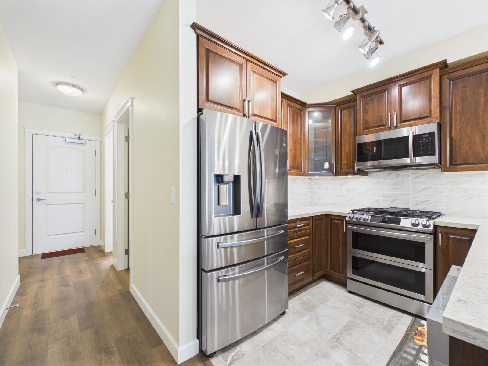 302 20367 85 Avenue, Langley, British Columbia  V2Y 3R1 - Photo 4 - R3117103