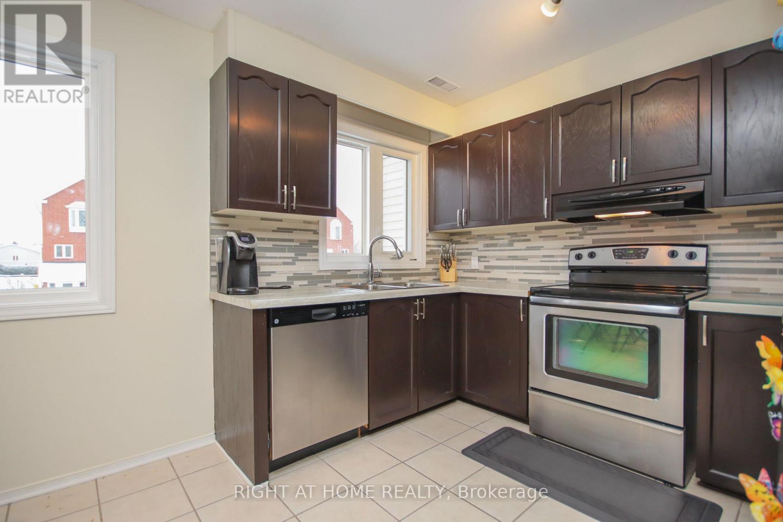 5986 Red Willow Drive, Ottawa, Ontario  K1C 7H9 - Photo 14 - X13073322