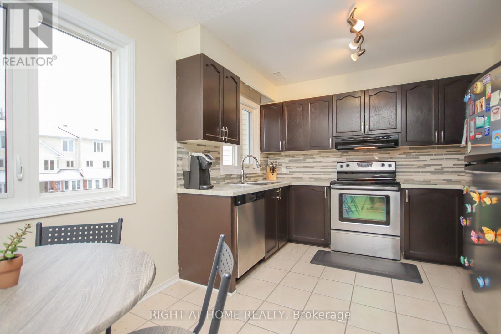 5986 Red Willow Drive, Ottawa, Ontario  K1C 7H9 - Photo 15 - X13073322