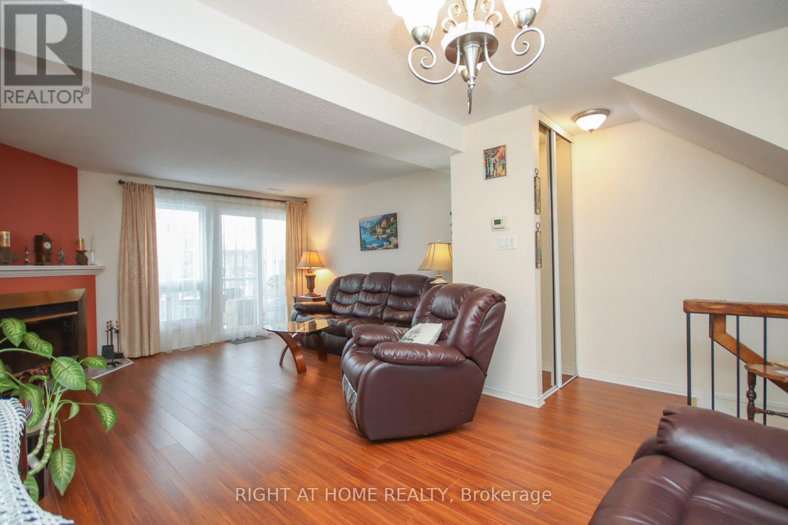 5986 Red Willow Drive, Ottawa, Ontario  K1C 7H9 - Photo 8 - X13073322