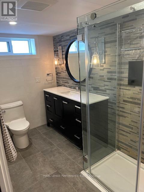 1321 Rustic Drive, Ottawa, Ontario  K2C 2Y3 - Photo 5 - X13073330