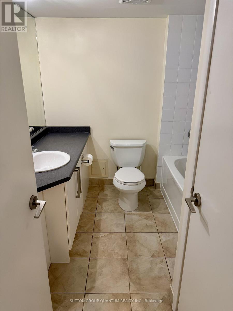 615 - 215 Fort York Boulevard, Toronto (Waterfront Communities), Ontario  M5V 4A2 - Photo 13 - C13073298