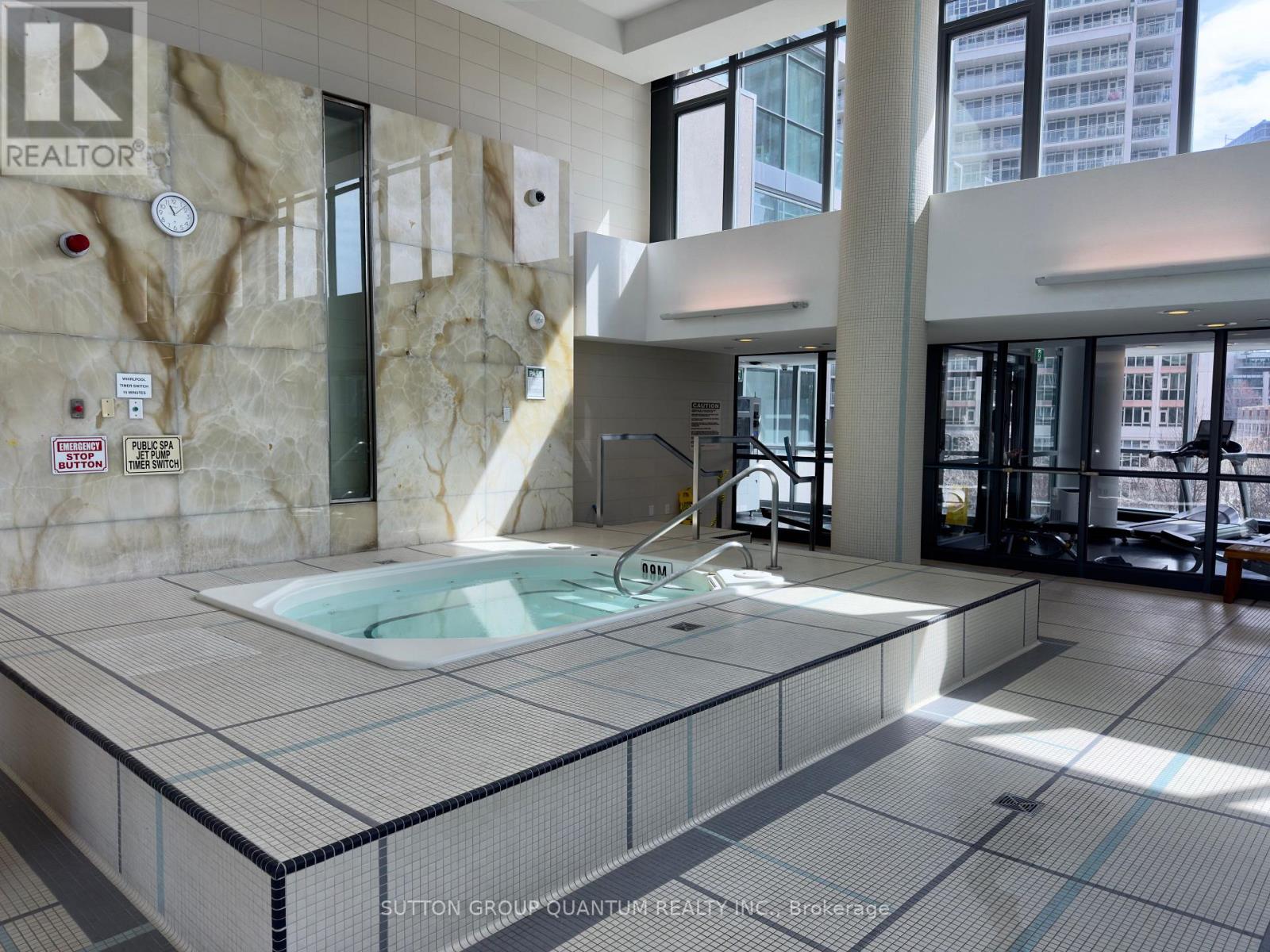615 - 215 Fort York Boulevard, Toronto (Waterfront Communities), Ontario  M5V 4A2 - Photo 9 - C13073298