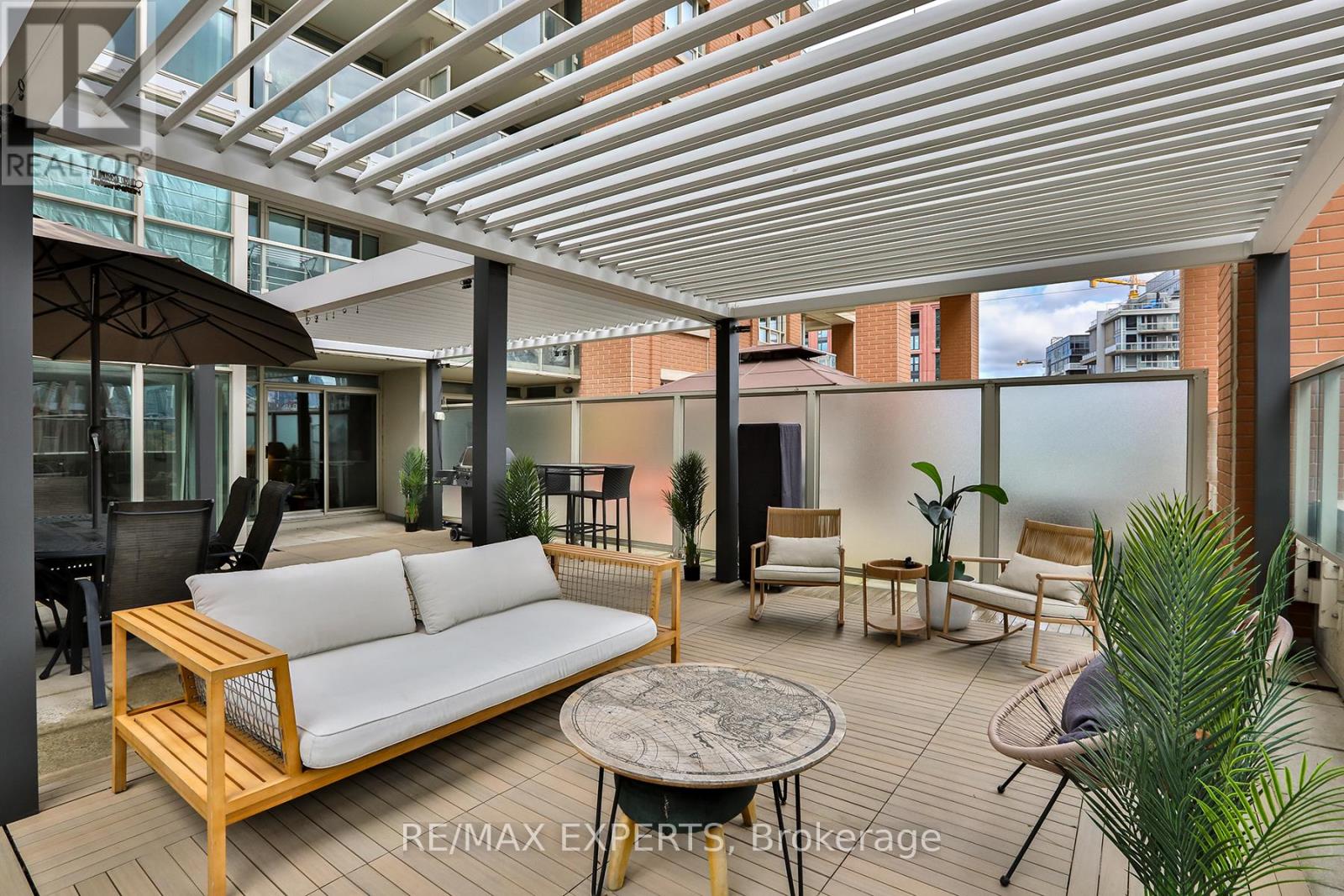 404 - 125 WESTERN BATTERY ROAD, Toronto, Ontario