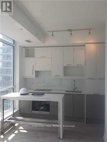 1904 - 199 Richmond Street W, Toronto (Waterfront Communities), Ontario  M5V 0H4 - Photo 3 - C13073328