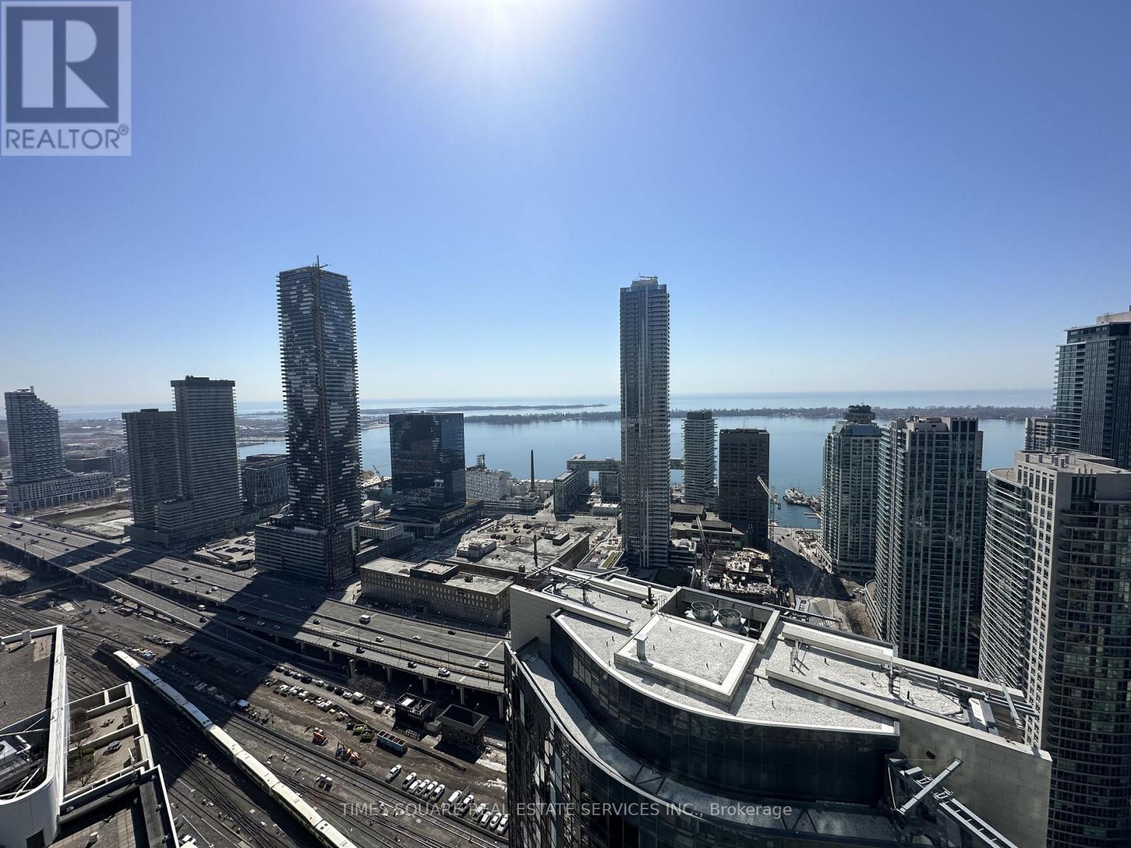 4511 - 8 The Esplanade, Toronto (Waterfront Communities), Ontario  M5E 0A6 - Photo 10 - C13073346
