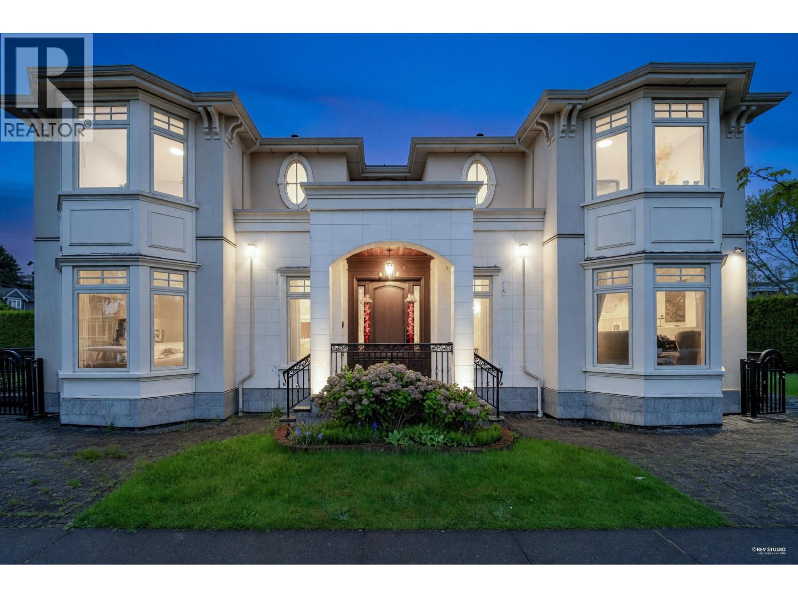 3439 Balaclava Street, Vancouver, British Columbia  V6L 2S7 - Photo 2 - R3118613