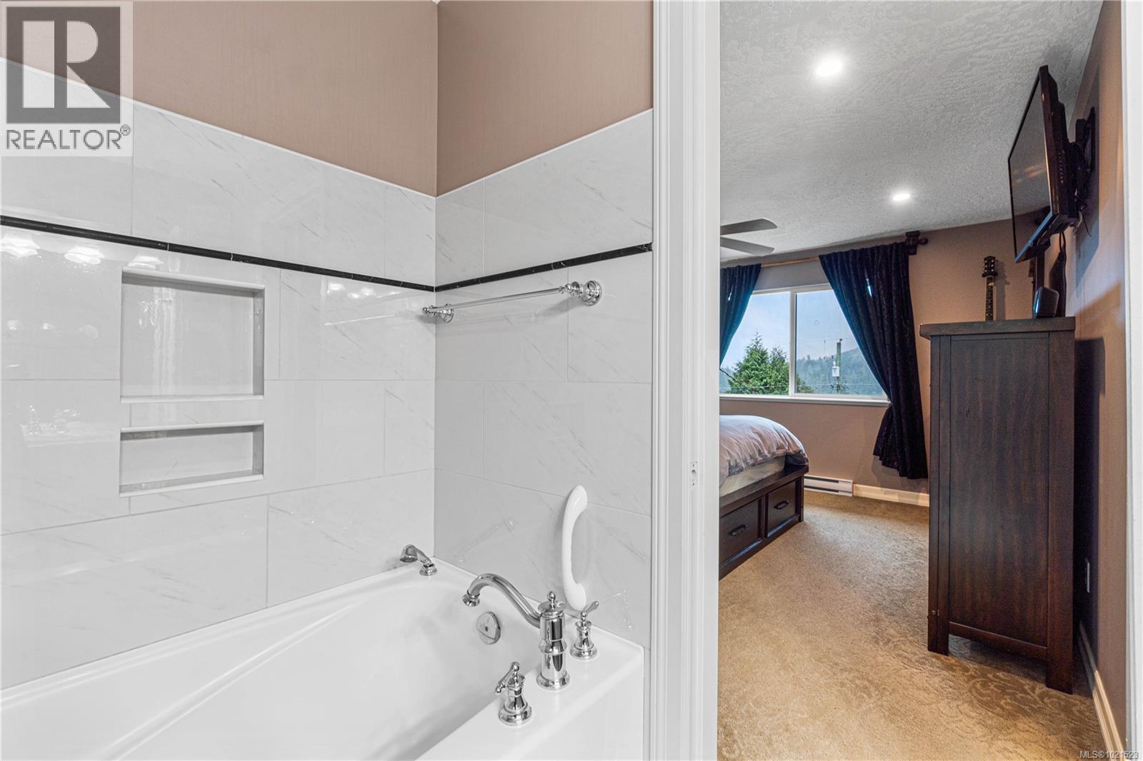 1763 Martini Way, Qualicum Beach, British Columbia  V9K 2S3 - Photo 44 - 1021523