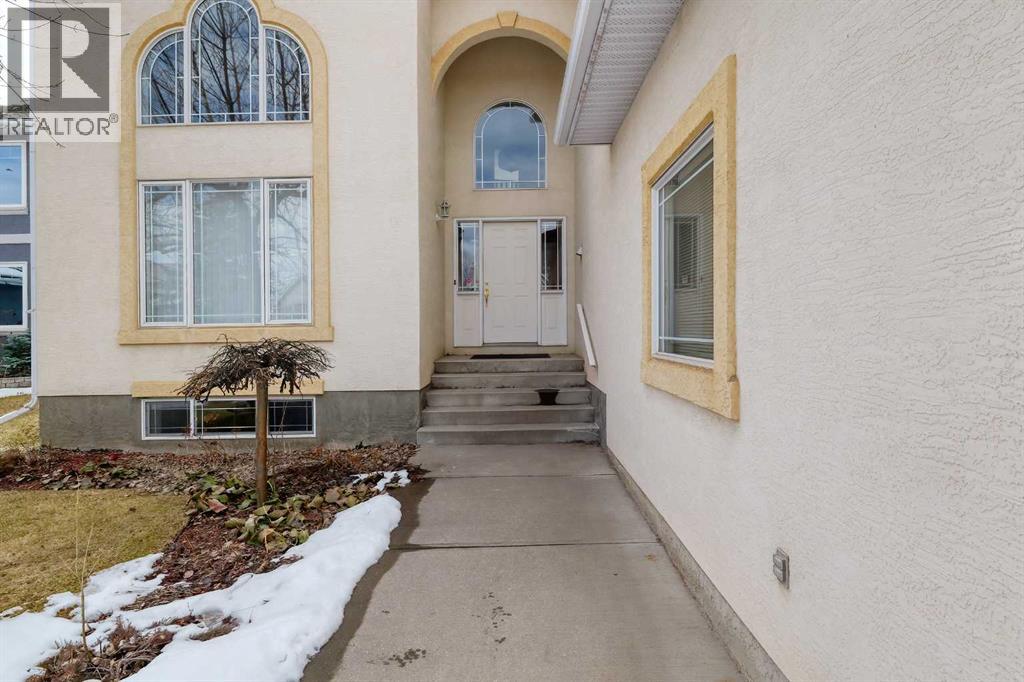 253 Patterson Boulevard SW, Calgary, Alberta  T3H 3J6 - Photo 3 - A2301955