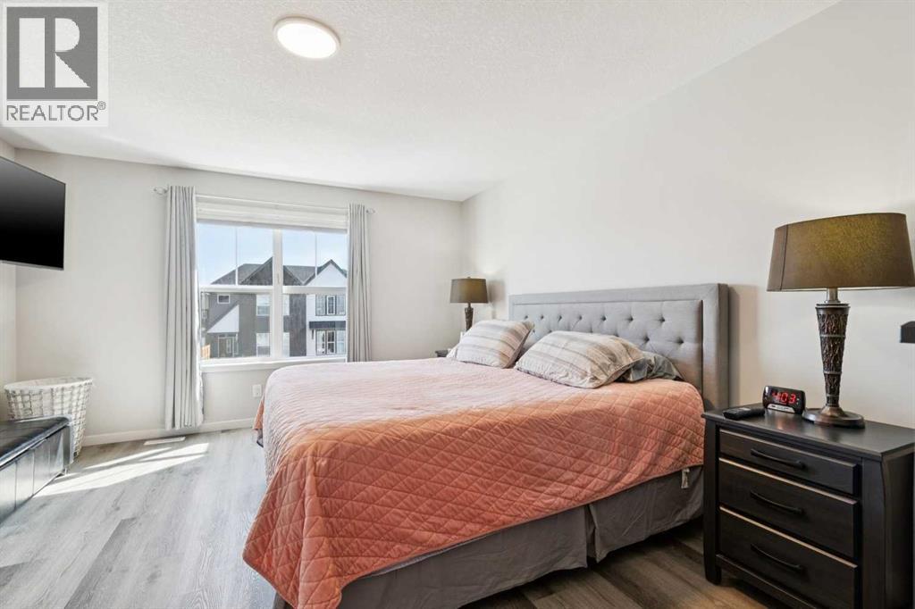 93 Wolf Gate, Okotoks, Alberta  T1S 5T9 - Photo 23 - A2307236