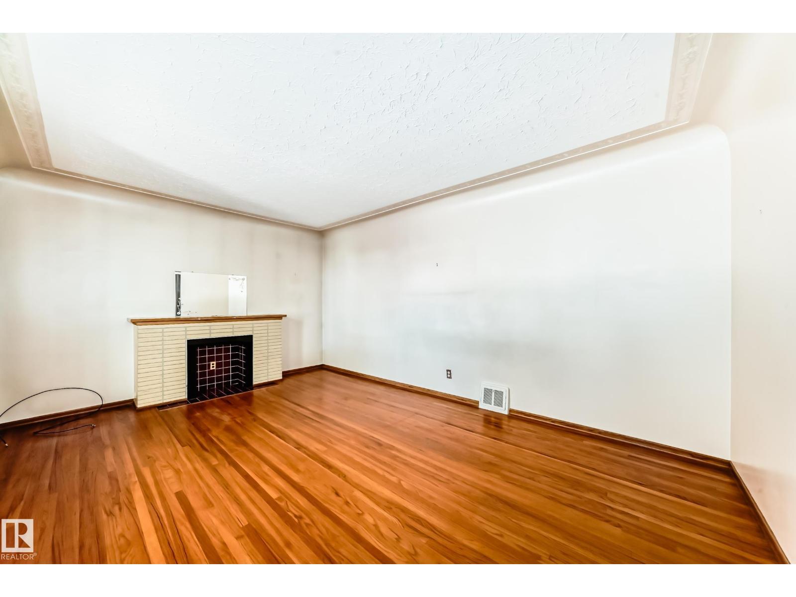 11424 105 St Nw, Edmonton, Alberta  T5G 2M8 - Photo 12 - E4485386