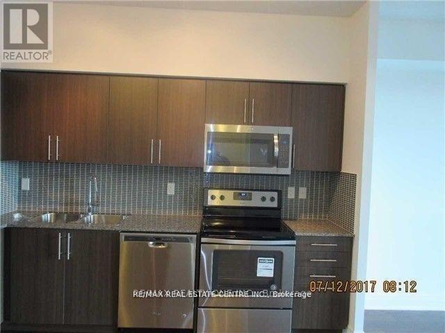 402 - 55 Speers Road, Oakville, Ontario  L6K 3R6 - Photo 3 - W13073348