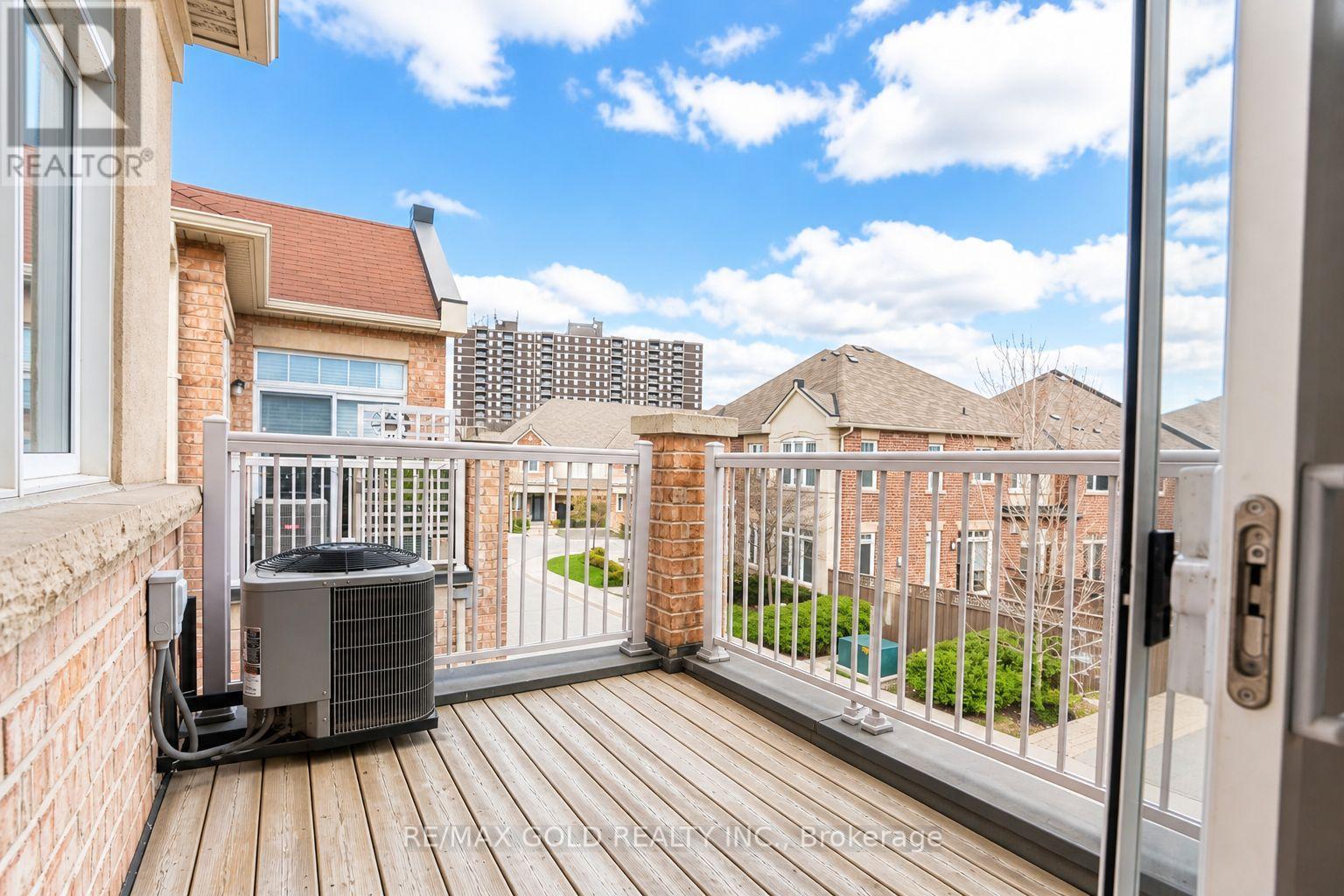 2032 Lakeshore Road W, Mississauga, Ontario  L5J 1J8 - Photo 13 - W13054302