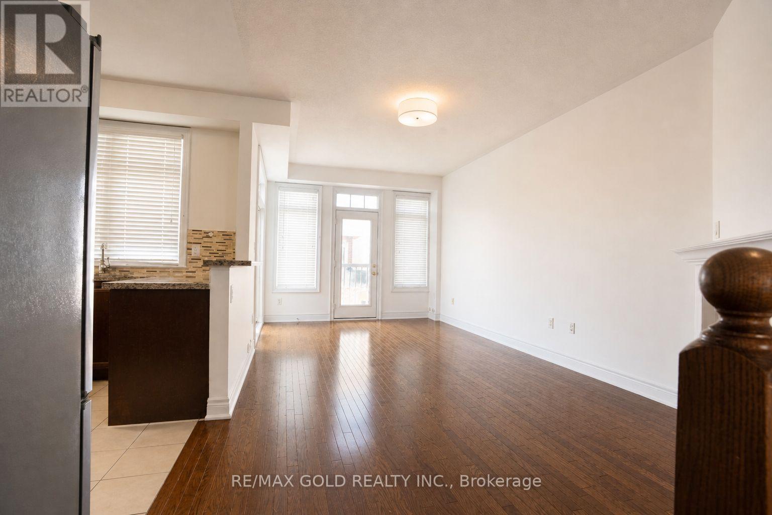 2032 Lakeshore Road W, Mississauga, Ontario  L5J 1J8 - Photo 21 - W13054302