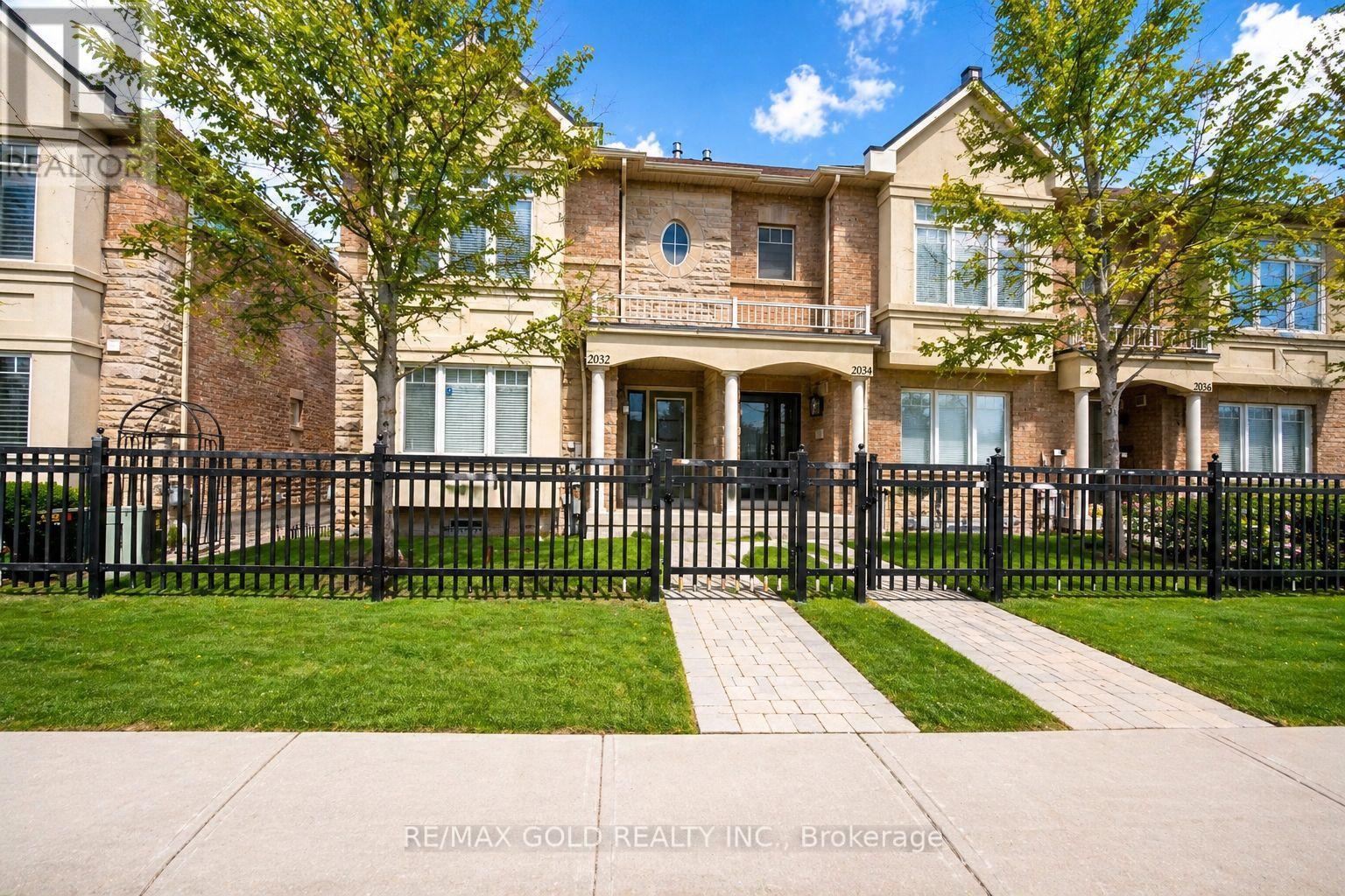 2032 Lakeshore Road W, Mississauga, Ontario  L5J 1J8 - Photo 3 - W13054302