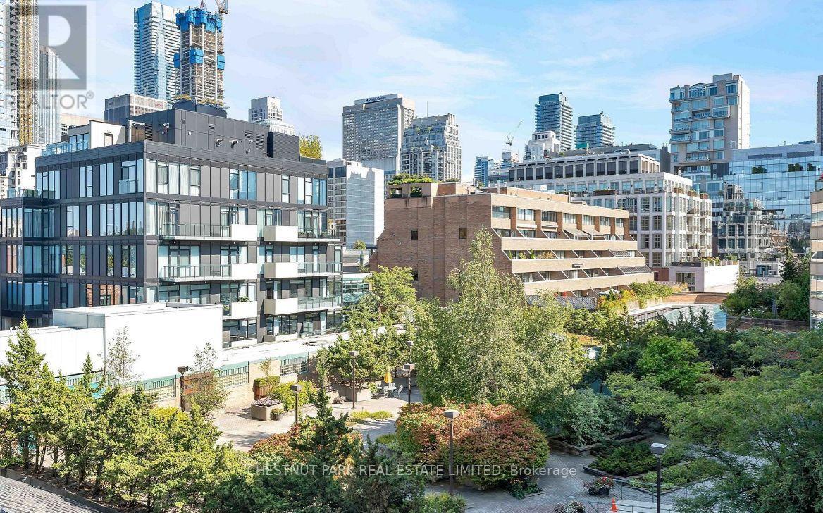 204 - 77 Avenue Road, Toronto, Ontario  M5R 3R8 - Photo 27 - C13028184