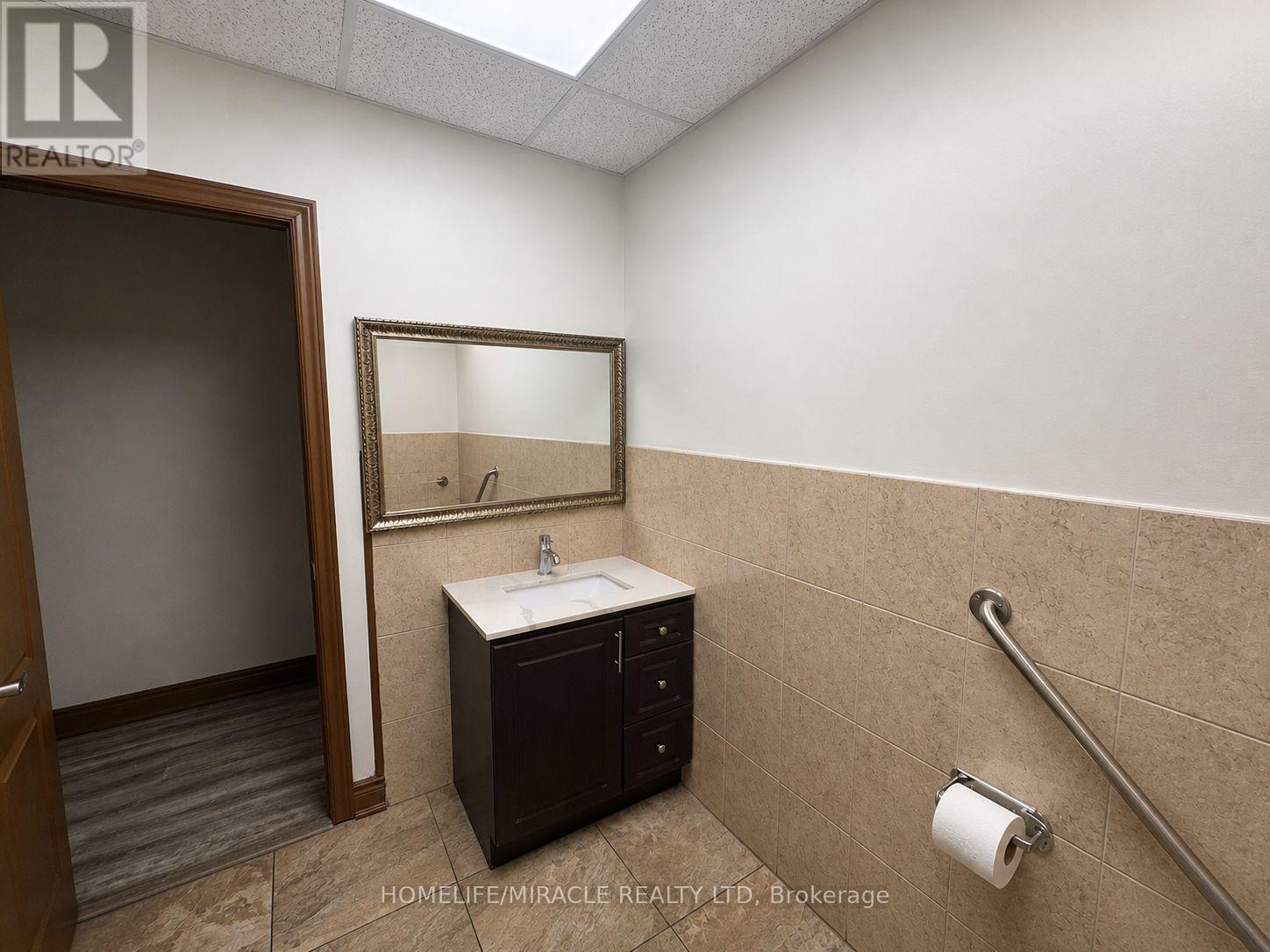 6 - 1332 Khalsa Drive, Mississauga, Ontario  L5S 0A2 - Photo 9 - W12898944
