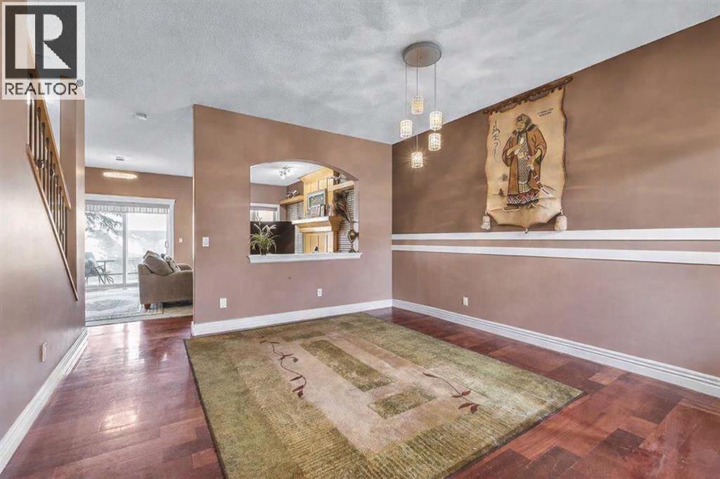 69, 39 Strathlea Common SW, Calgary, Alberta  T3H 5P8 - Photo 3 - A2307253