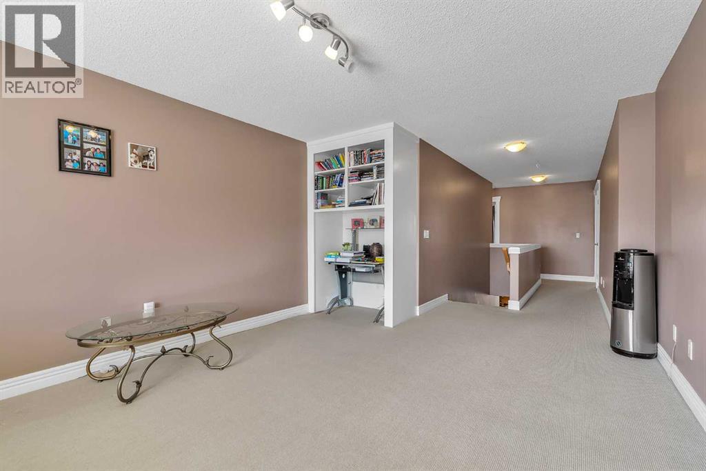 69, 39 Strathlea Common SW, Calgary, Alberta  T3H 5P8 - Photo 33 - A2307253