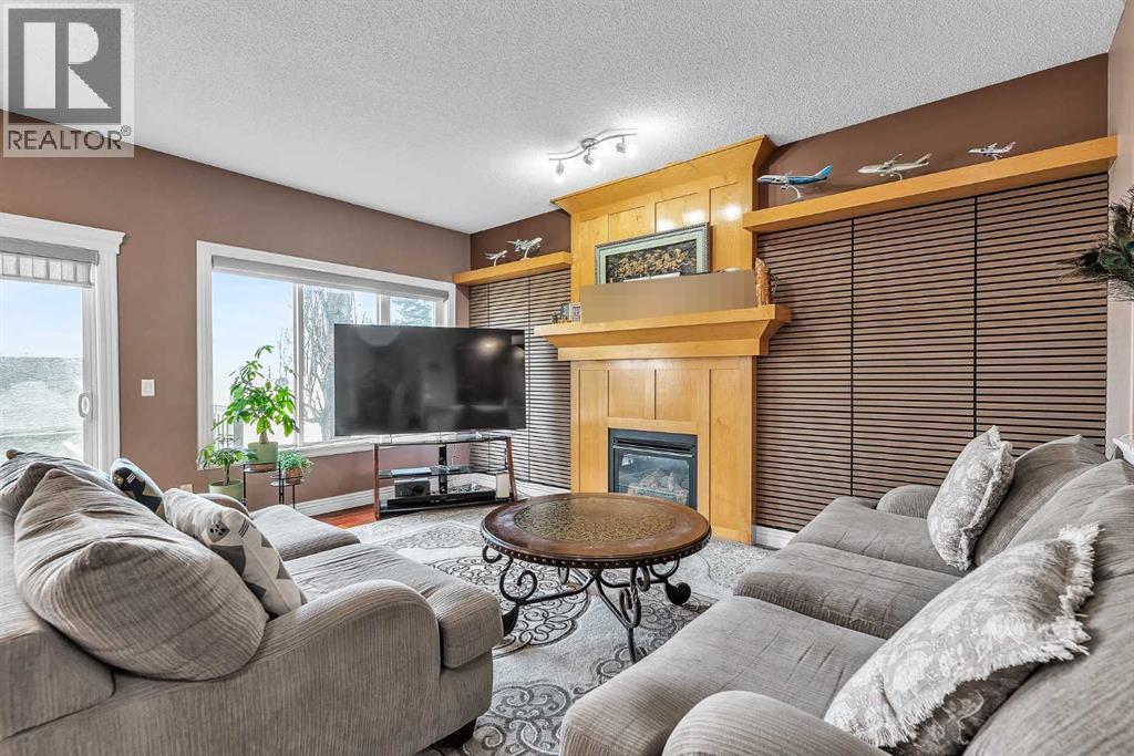 69, 39 Strathlea Common SW, Calgary, Alberta  T3H 5P8 - Photo 9 - A2307253
