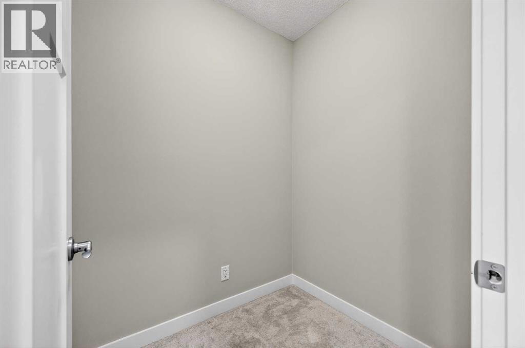 30 Sage Bluff Gate NW, Calgary, Alberta  T3R 0Y9 - Photo 31 - A2286353