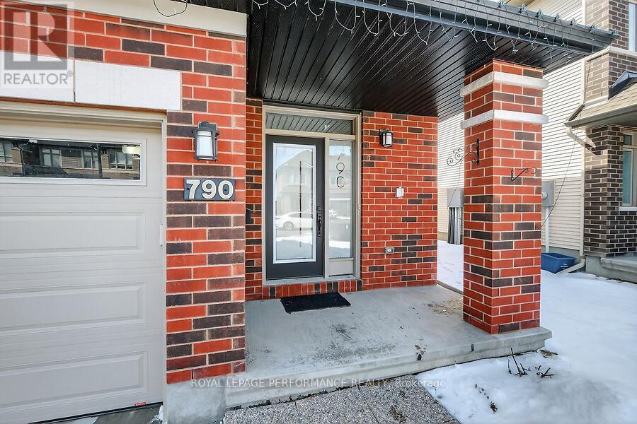 790 Cairn Cres Crescent E, Ottawa, Ontario  K1W 0P7 - Photo 2 - X13073352