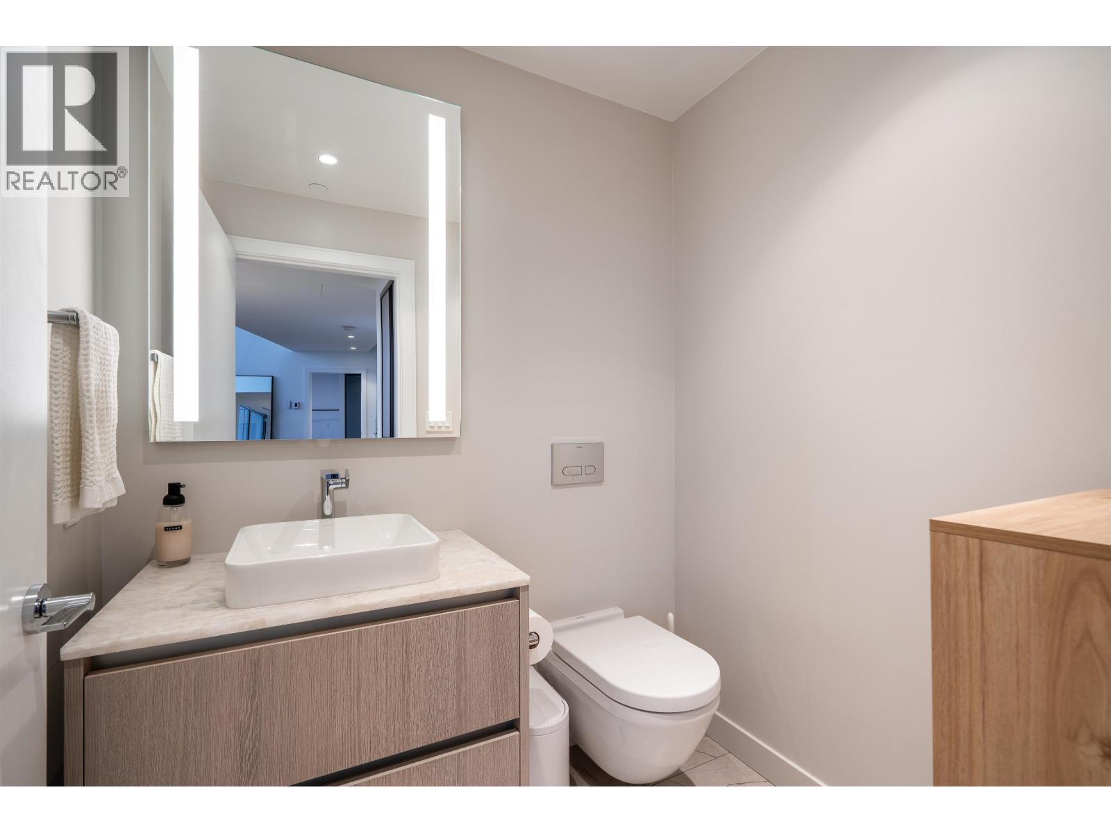 2406 1500 Fern Street, North Vancouver, British Columbia  V7J 0E6 - Photo 16 - R3118615