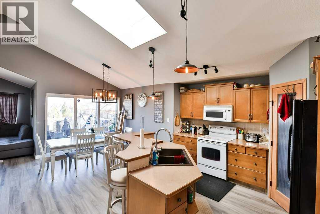 41 Lynx Place N, Lethbridge, Alberta  T1H 6V2 - Photo 6 - A2300189