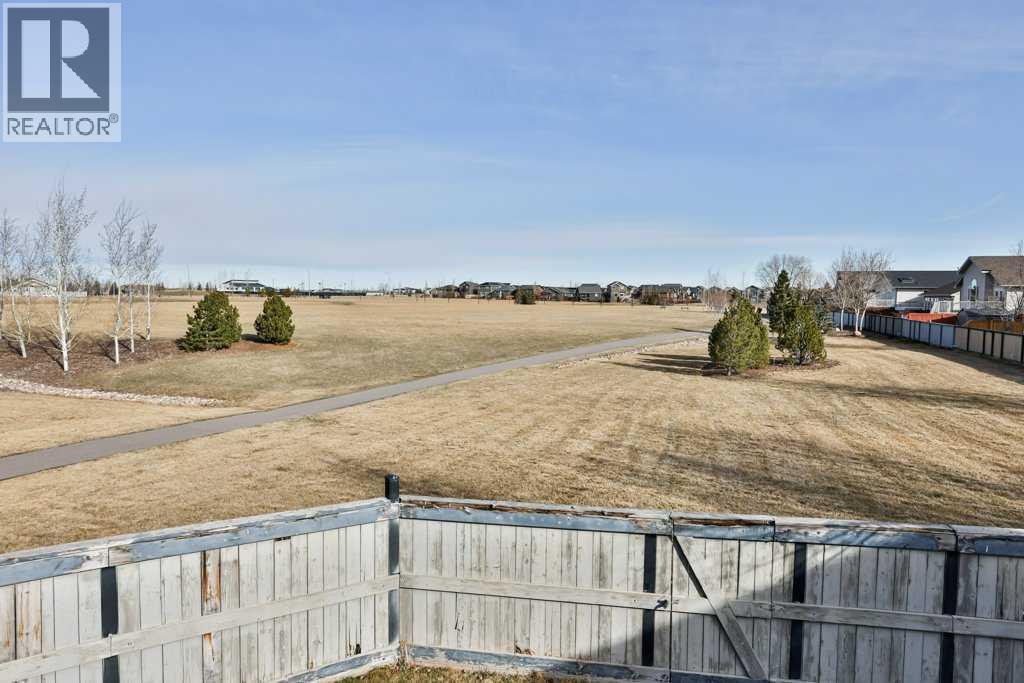 41 Lynx Place N, Lethbridge, Alberta  T1H 6V2 - Photo 2 - A2300189