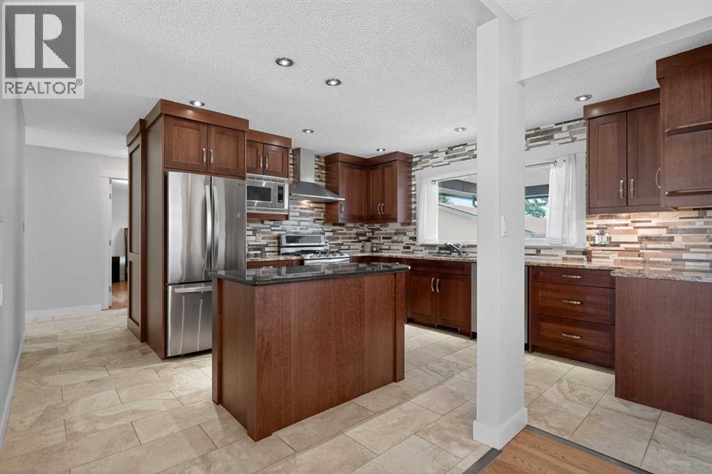 14543 Parkside Drive SE, Calgary, Alberta  T2J 4P3 - Photo 4 - A2305414