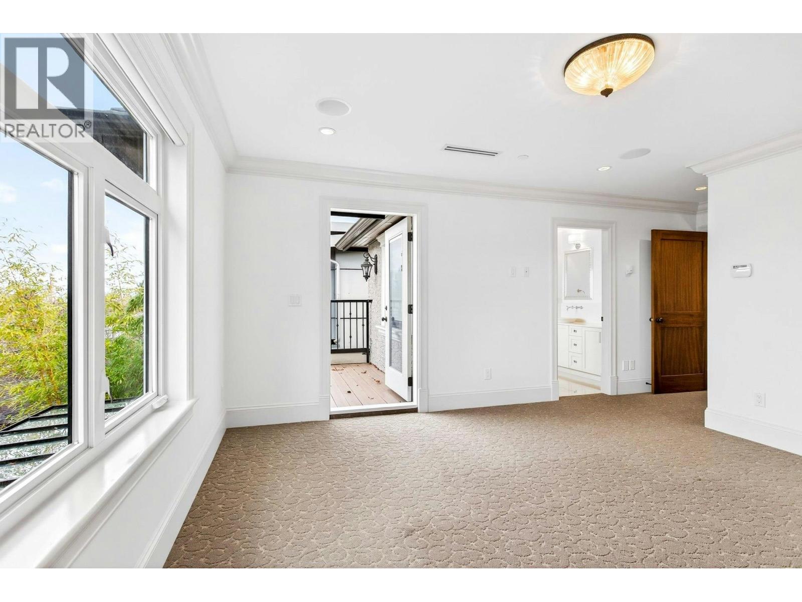 371x W 22nd Ave Street, Vancouver, British Columbia  V6S 1J5 - Photo 11 - R3118622