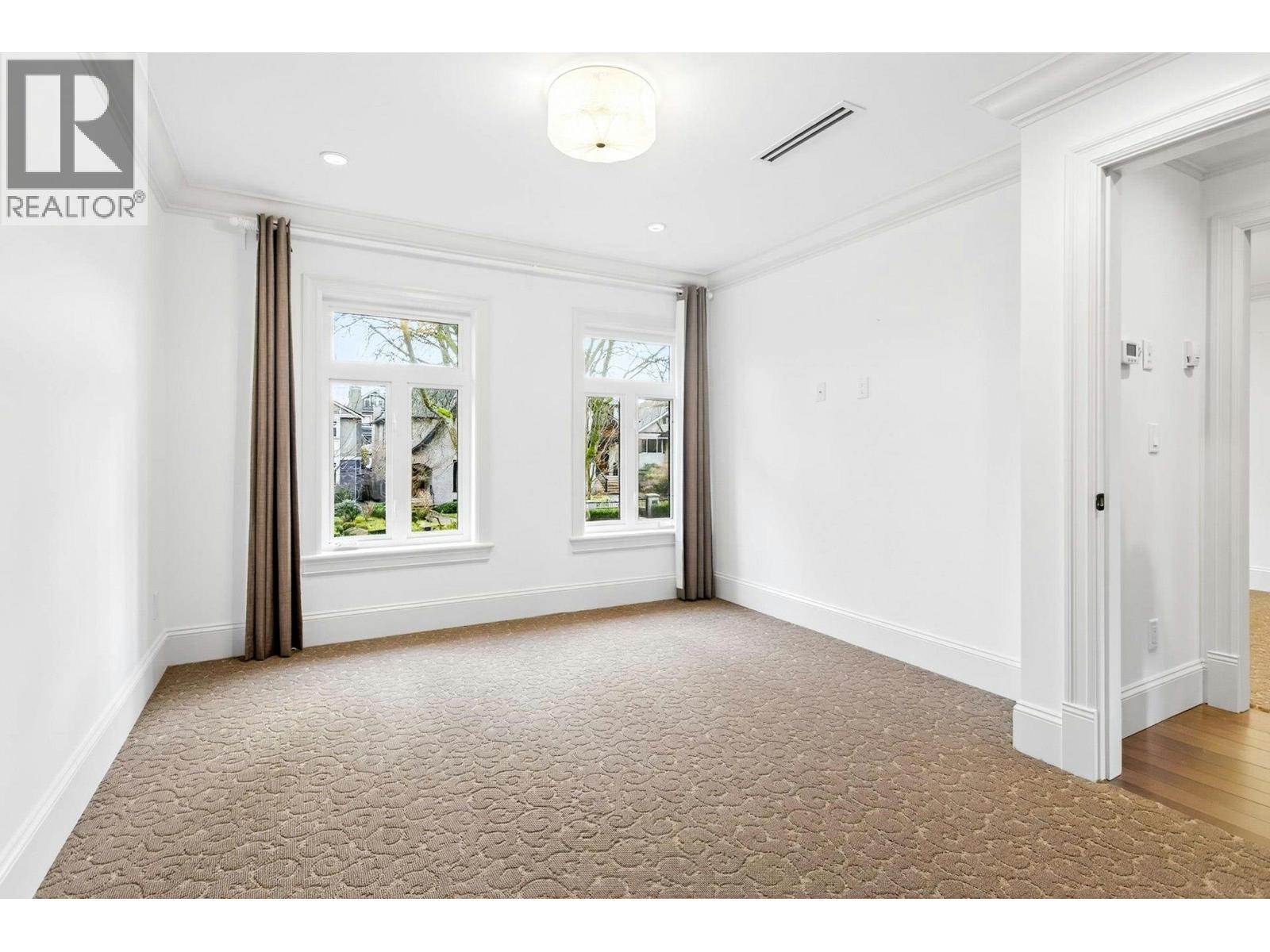 371x W 22nd Ave Street, Vancouver, British Columbia  V6S 1J5 - Photo 15 - R3118622