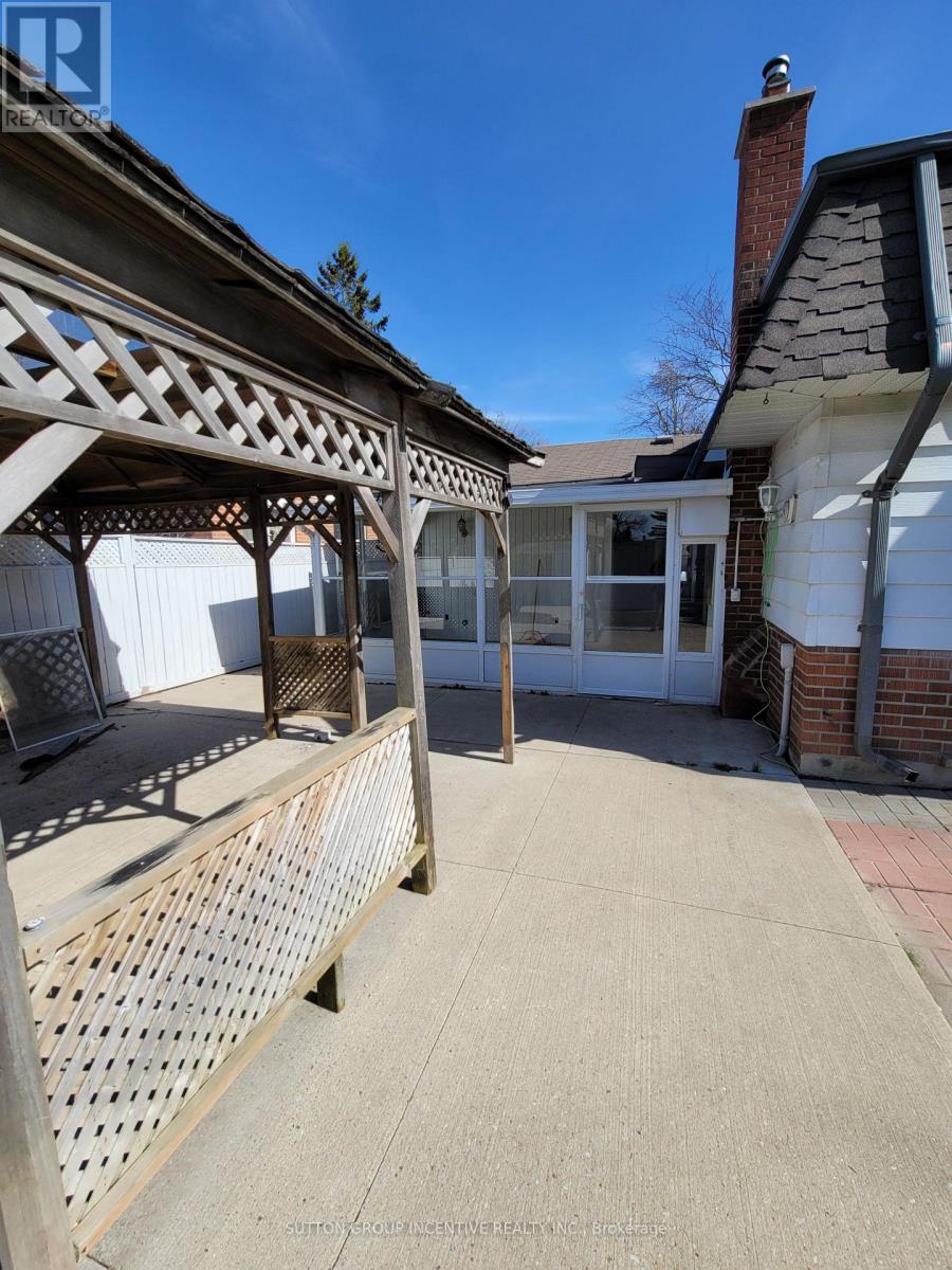50 Farmingdale Crescent, Barrie, Ontario  L4M 5E5 - Photo 31 - S13073238