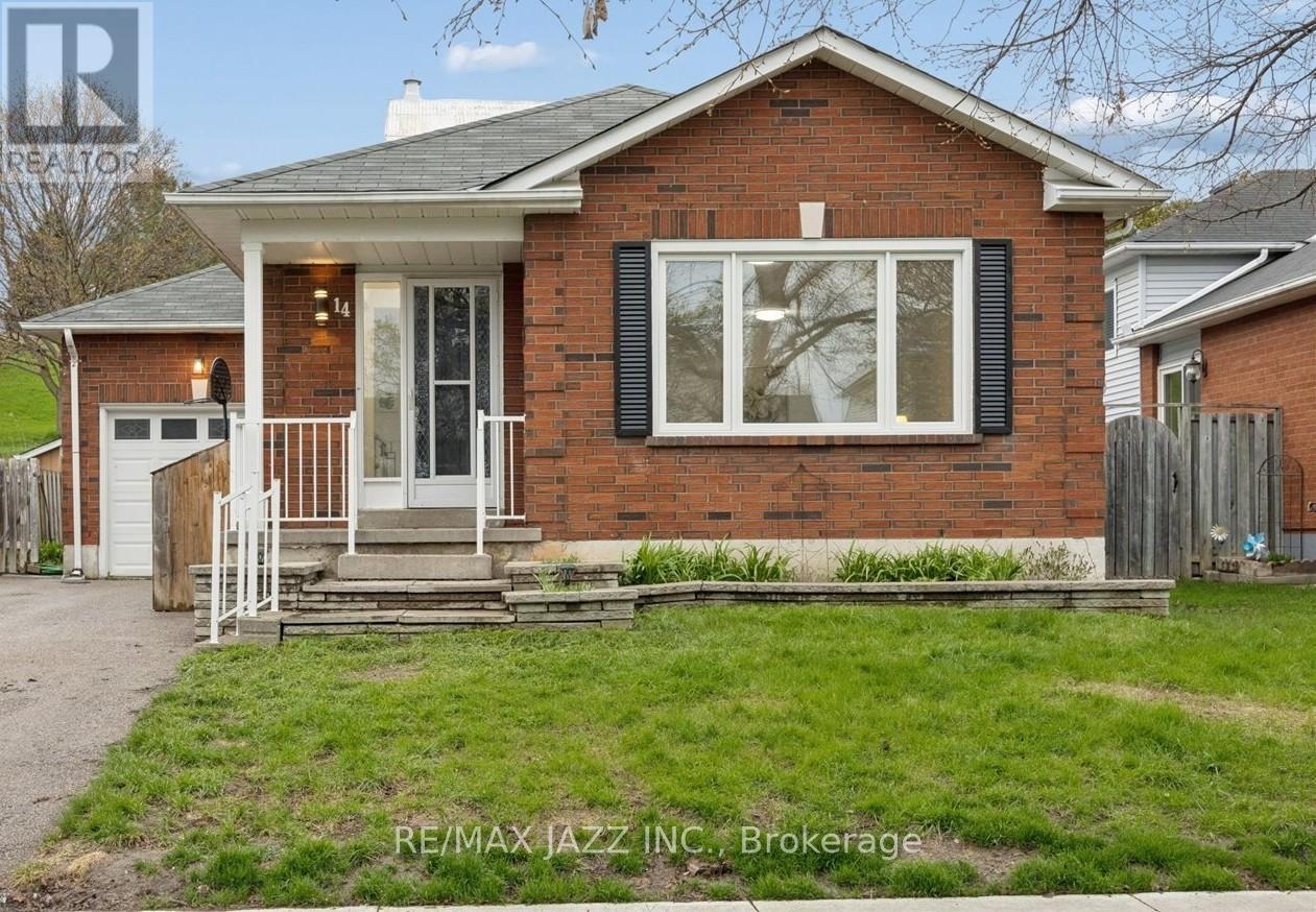 14 Penfound Drive, Clarington, Ontario  L1C 4C5 - Photo 2 - E13066868