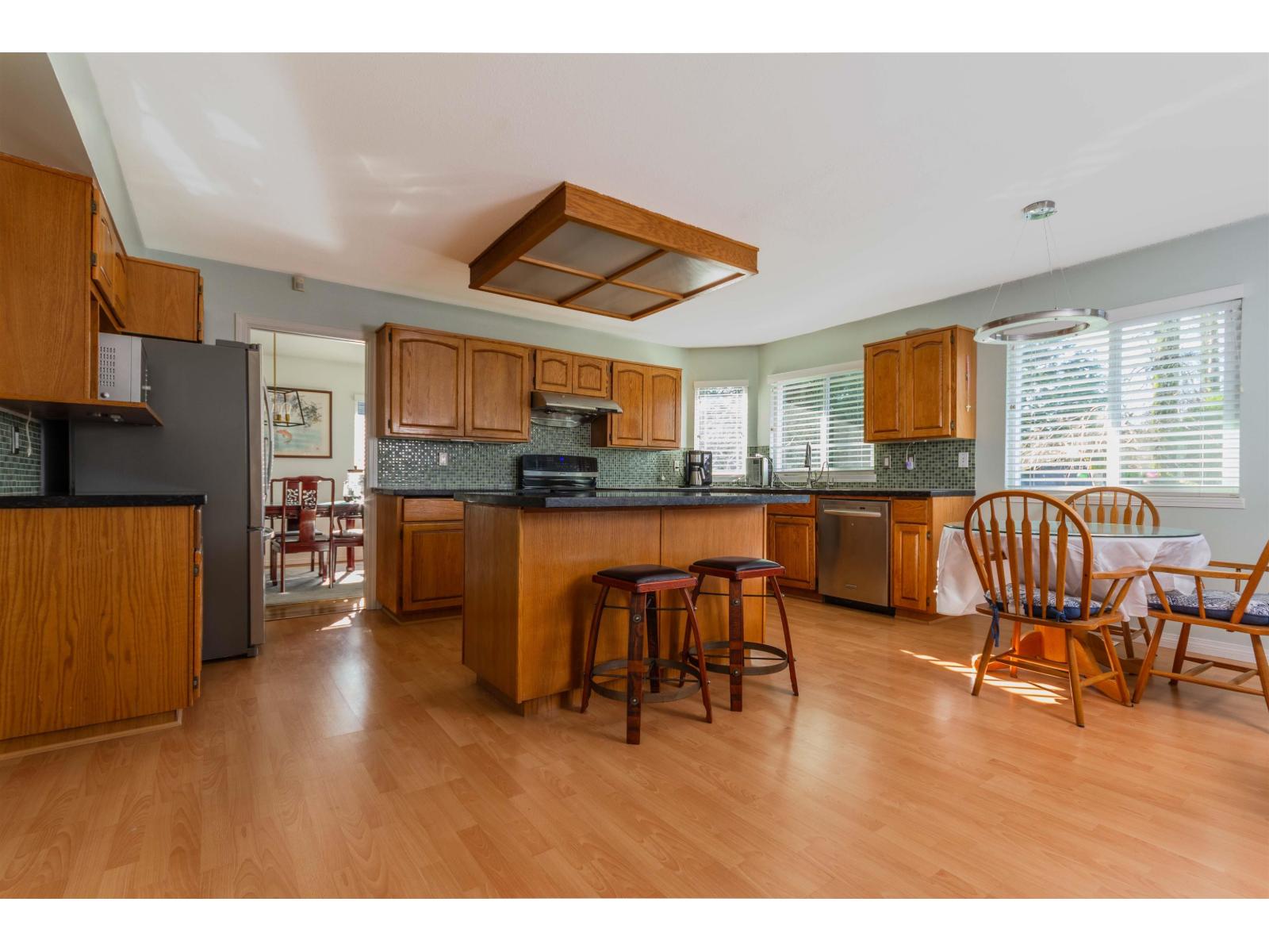 11083 153a Street, Surrey, British Columbia  V3R 9H8 - Photo 15 - R3118584