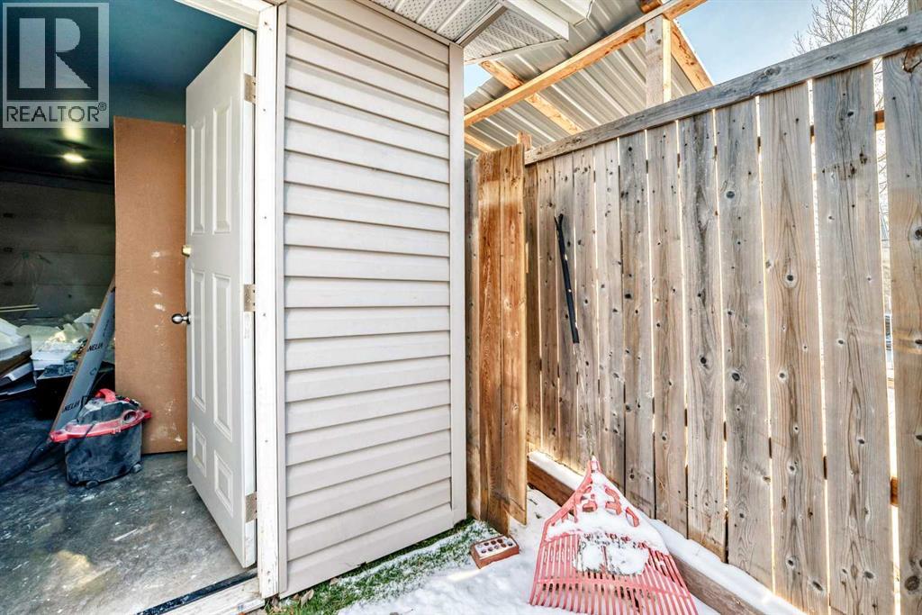 6128 Madigan Drive NE, Calgary, Alberta  T2A 4V8 - Photo 39 - A2281919