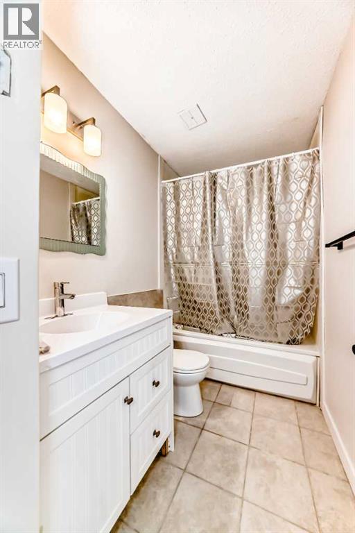 6128 Madigan Drive NE, Calgary, Alberta  T2A 4V8 - Photo 21 - A2281919