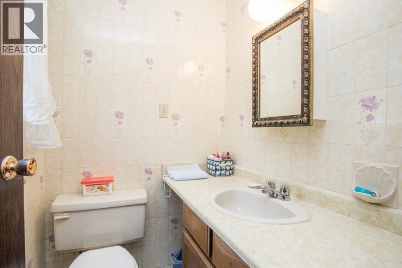 635 E Keith Road, North Vancouver, British Columbia  V7L 1W4 - Photo 16 - R3056341